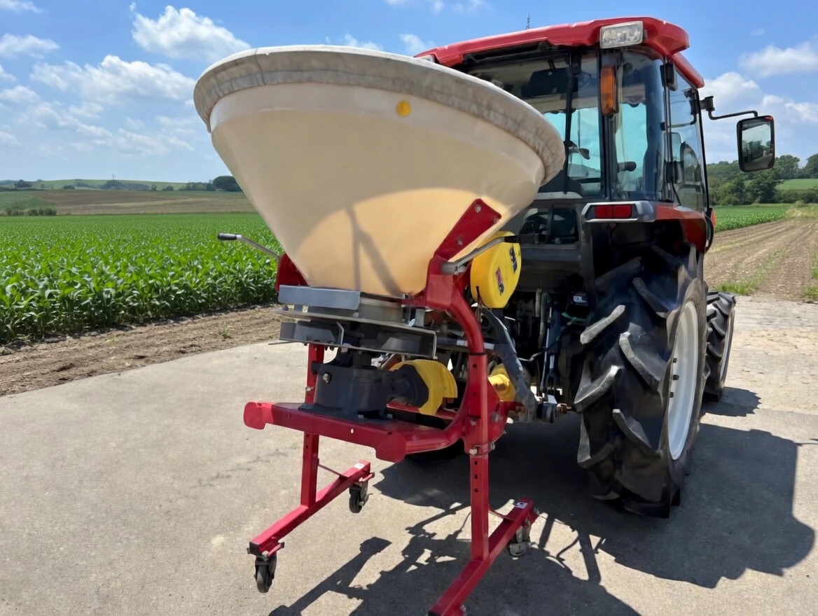 Fertilizer Broadcaster application — PTO shaft in action